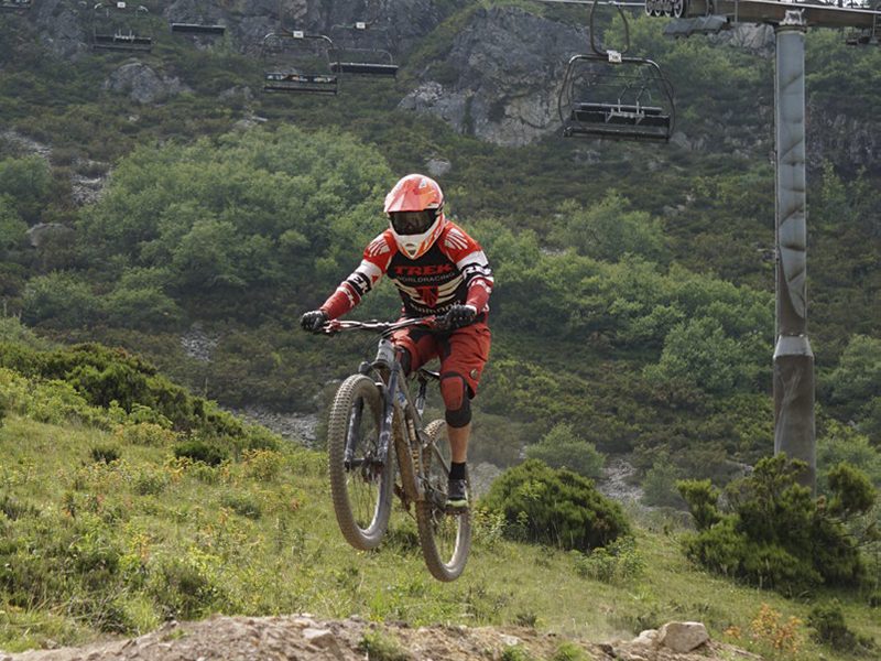 ADN_AsturiasDeporteYNaturaleza_mountainbike